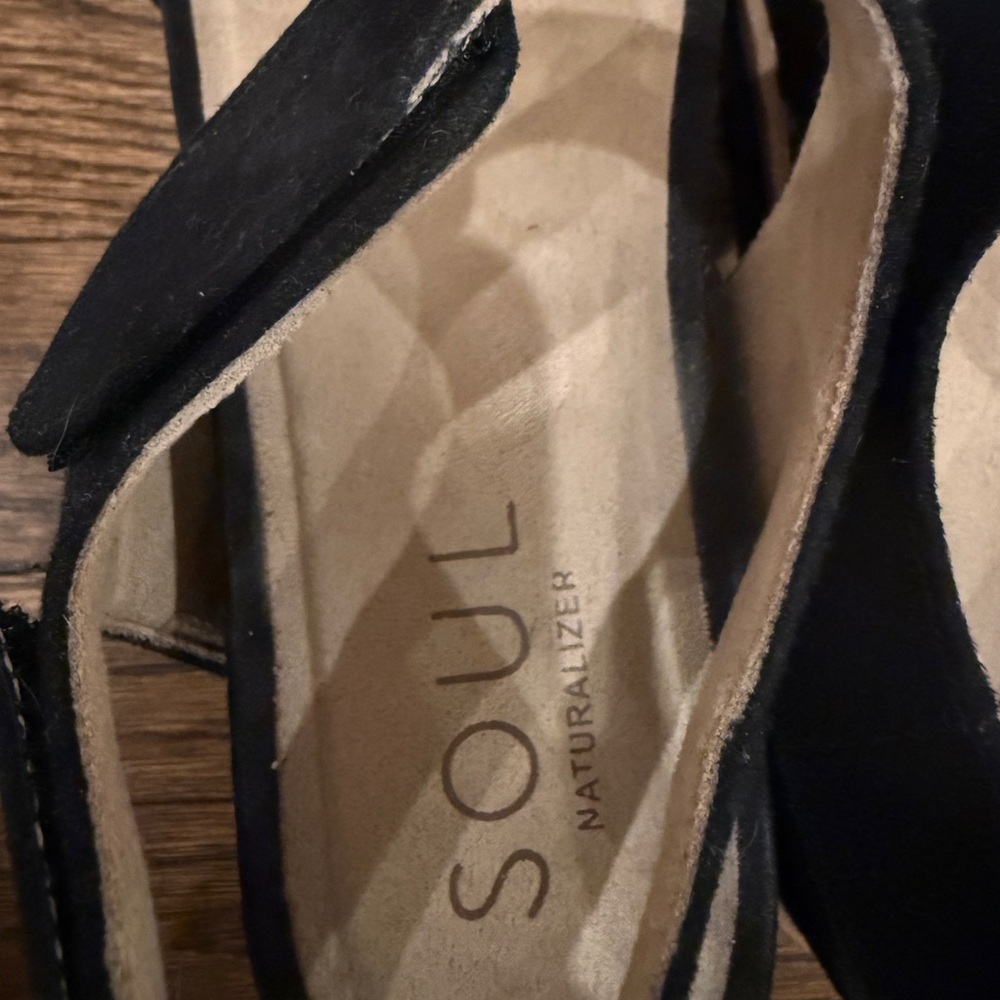 Naturalizer Soul Kaila Black Suede Adjustable Strap Sandals Size 8.5 - Picture 4 of 11